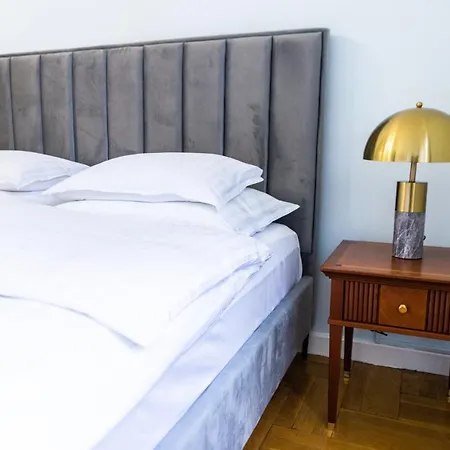 Lejlighed Luxury Downtown 3 Bedroom By Synagoge With Beautiful View *