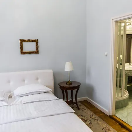 Lejlighed Luxury Downtown 3 Bedroom By Synagoge With Beautiful View