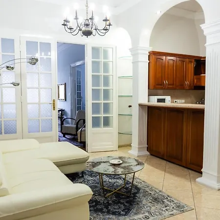 Lejlighed Luxury Downtown 3 Bedroom By Synagoge With Beautiful View *