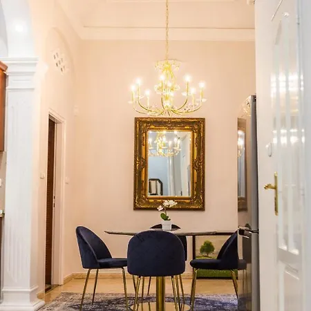 Luxury Downtown 3 Bedroom By Synagoge With Beautiful View 公寓