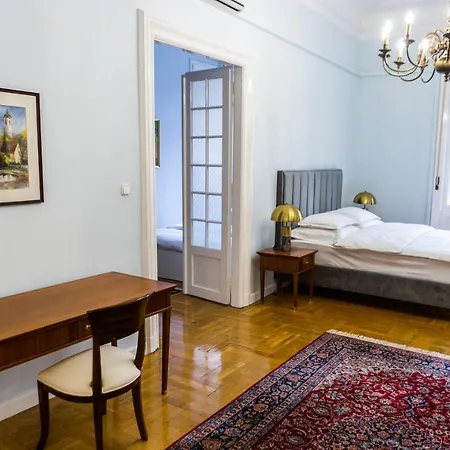 Luxury Downtown 3 Bedroom By Synagoge With Beautiful View