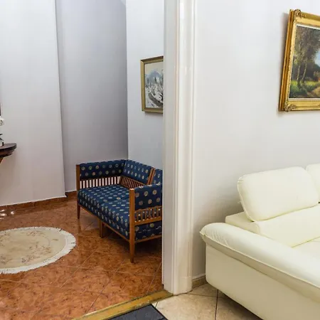 Apartment Luxury Downtown 3 Bedroom By Synagoge With Beautiful View
