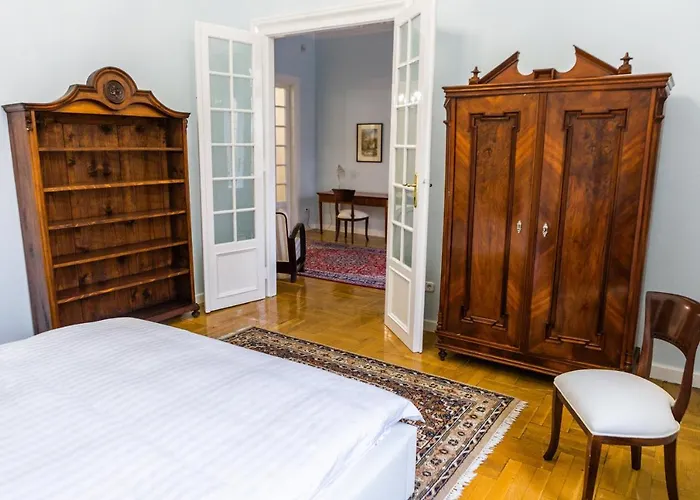 Apartmán Luxury Downtown 3 Bedroom By Synagoge With Beautiful View Budapešť