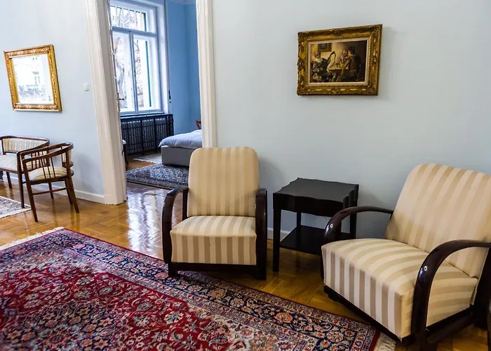 Luxury Downtown 3 Bedroom By Synagoge With Beautiful View Apartmán *