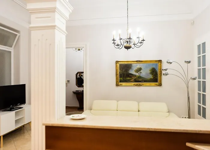 Luxury Downtown 3 Bedroom By Synagoge With Beautiful View Apartmán