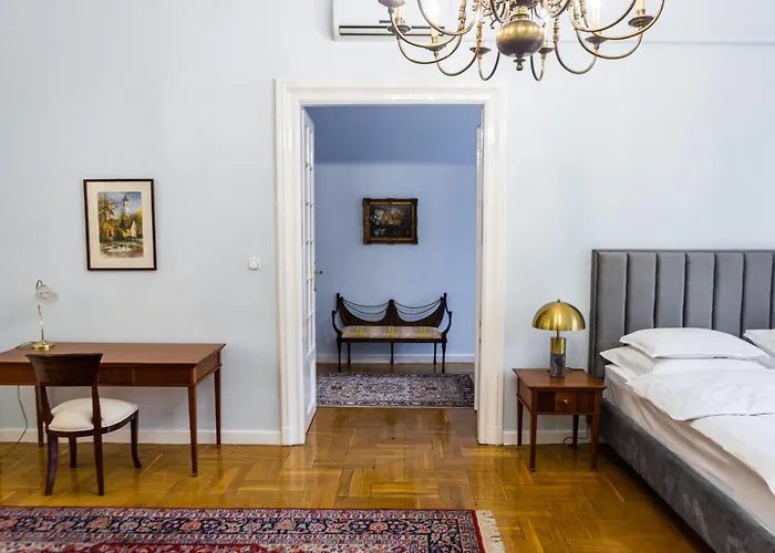 Luxury Downtown 3 Bedroom By Synagoge With Beautiful View Apartmán *