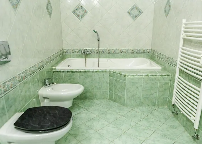 Apartmán Luxury Downtown 3 Bedroom By Synagoge With Beautiful View Budapešť