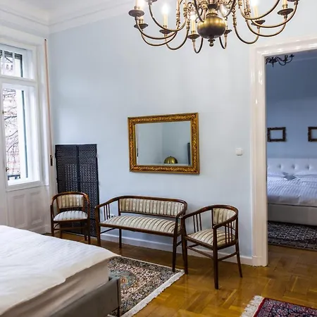 Luxury Downtown 3 Bedroom By Synagoge With Beautiful View * 布达佩斯