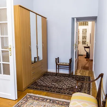 Luxury Downtown 3 Bedroom By Synagoge With Beautiful View * 布达佩斯