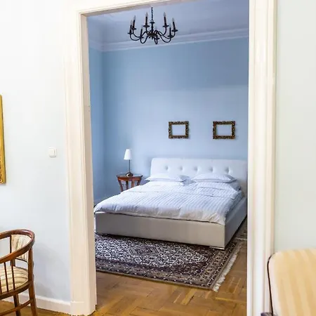 Luxury Downtown 3 Bedroom By Synagoge With Beautiful View *